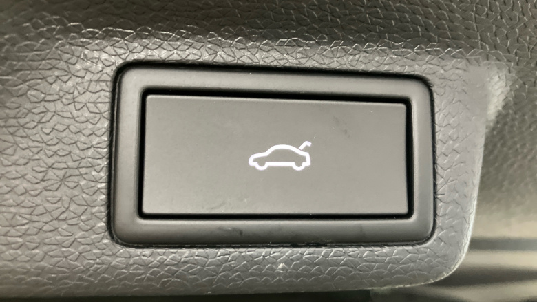 Volkswagen ID. Buzz 210kW Style Pro 79kWh 5dr Auto [Design+] Electric Estate